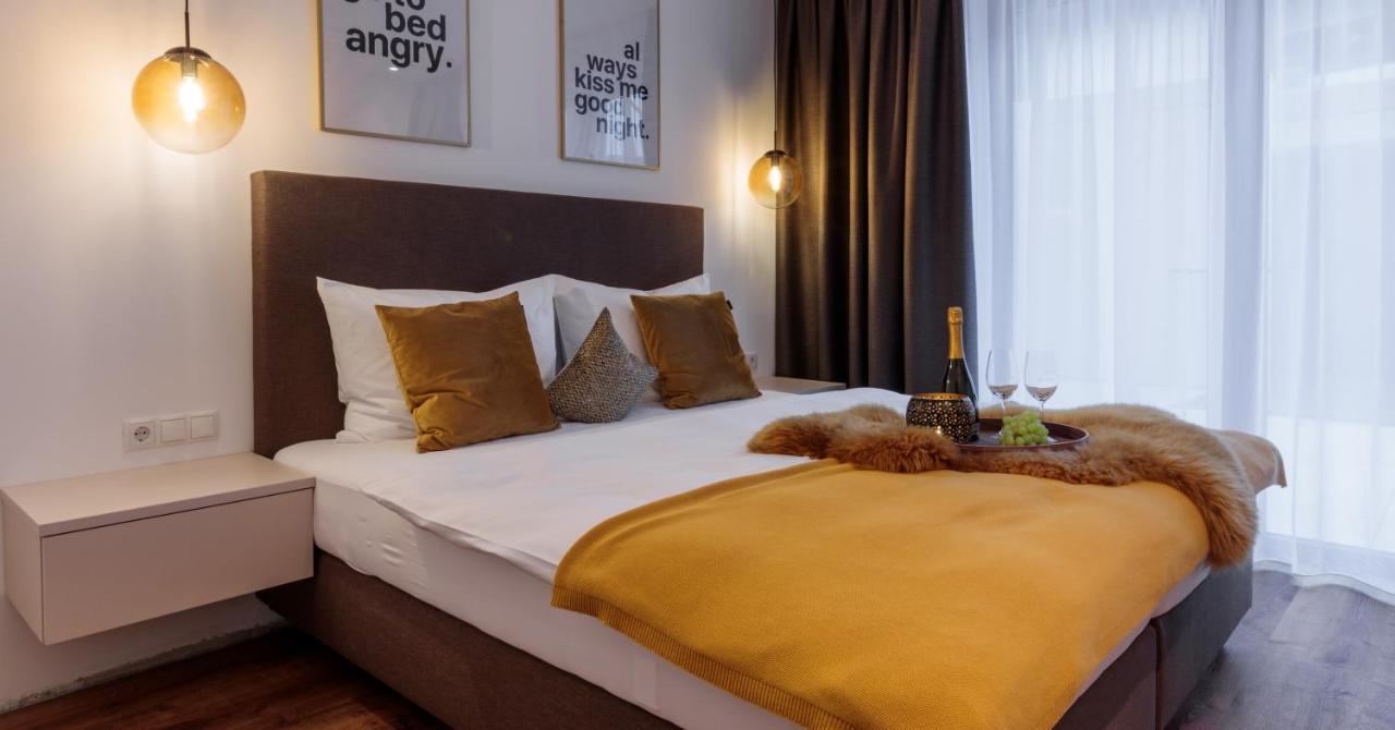 Wein Neururer Apartment Arzl im Pitztal